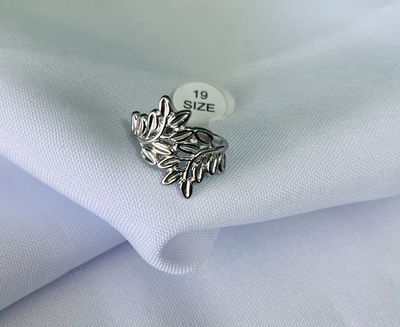 Anillo hojas 
