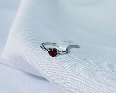Anillo strass rojo 