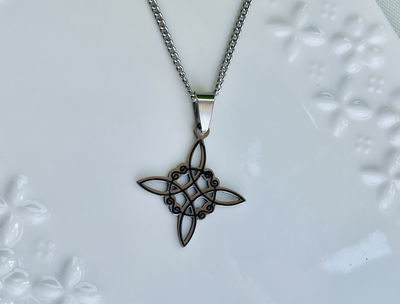 Conjunto nudo de Bruja 
