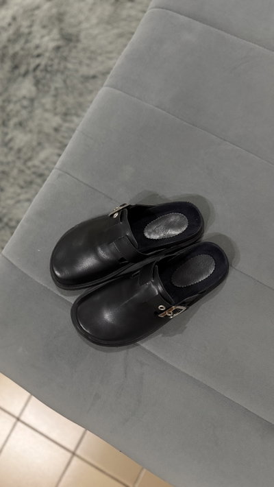 Zuecos DIANA