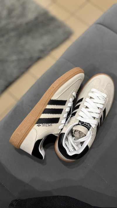 Zapatillas SPEZIAL visón (importada)