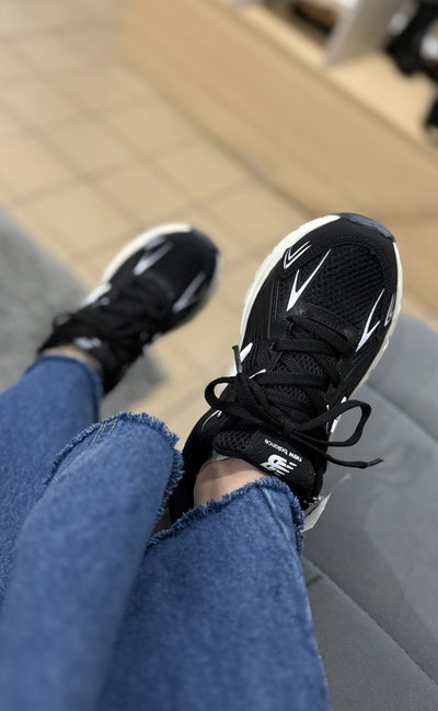 Zapatillas NB ABZORB negro (importadas)