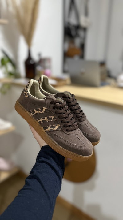Zapatillas SALMA chocolate y print