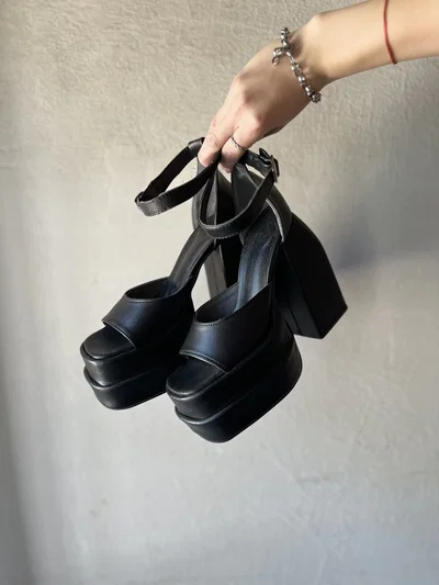 Sandalias ENARA