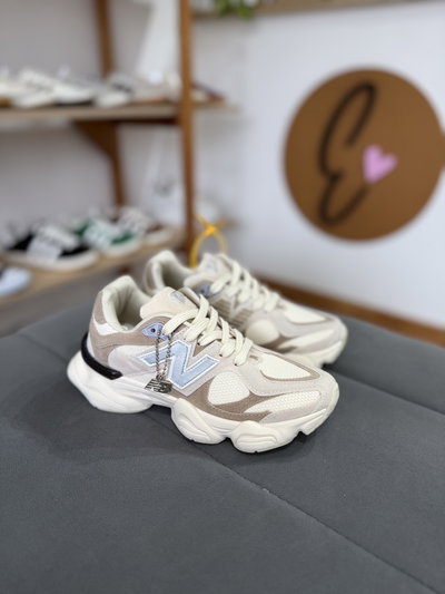 Zapatillas NB 9060 beige gris (importadas)
