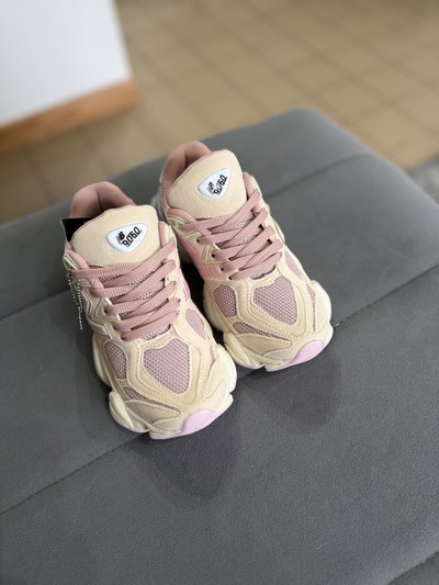 Zapatillas NB 9060 rosa beige (importadas)
