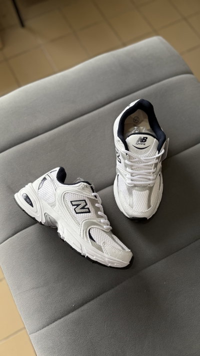 Zapatillas NB 530 blanco azul (importadas)