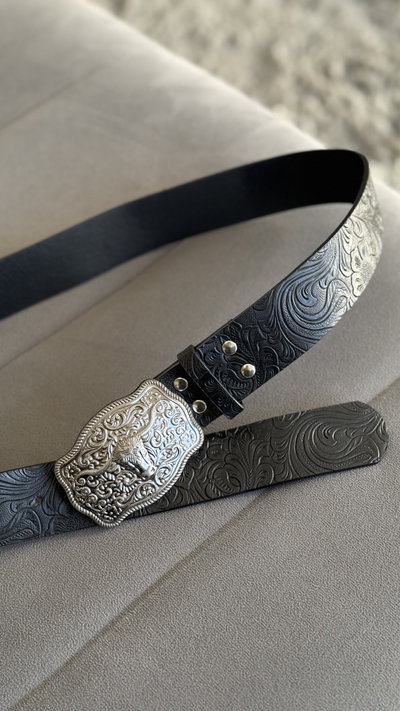 Cintos TORO hebilla grande