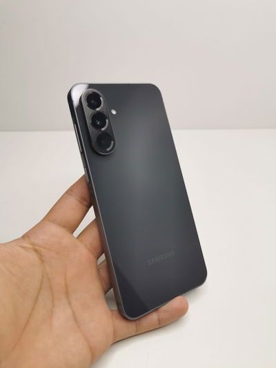 SAMSUNG A56 / 8 GB RAM / 128 GB ALAMACENAMIENTO						