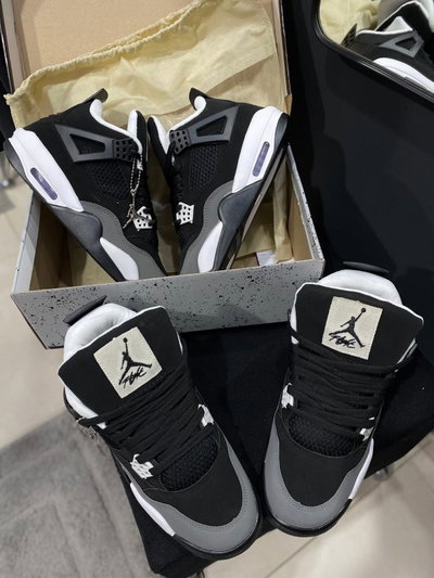 Jordan 4 