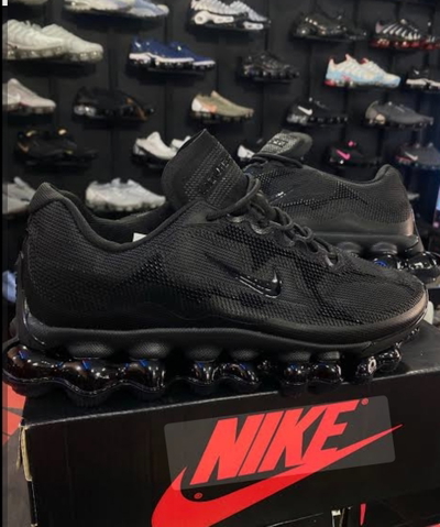 Nike air liquid max triple black g5