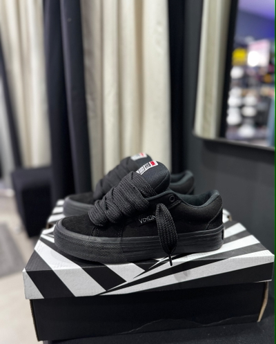 Cirkus total black originales vision street