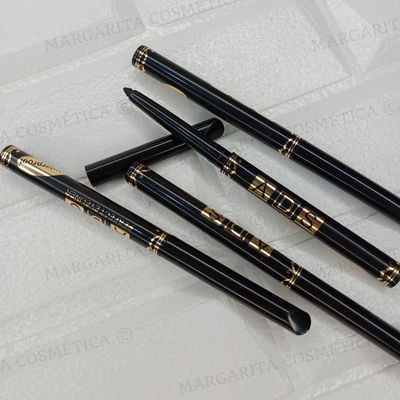 Delineador de ojos retráctil negro