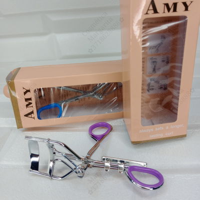 Arqueador de pestañas con repuesto.