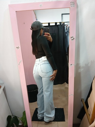 Wide leg