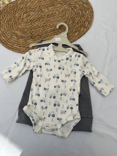 CONJUNTO PANT Y BODY AUTOS