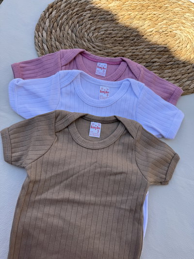 BODYS M CORTA LISO. Talle 3