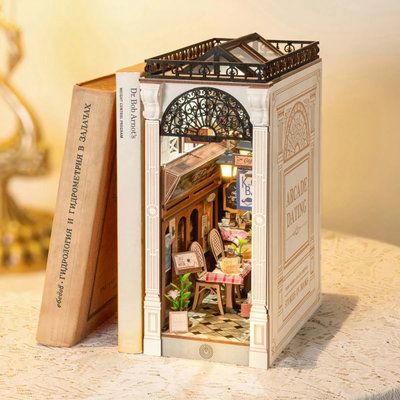 Arcade Dating- Book Nook