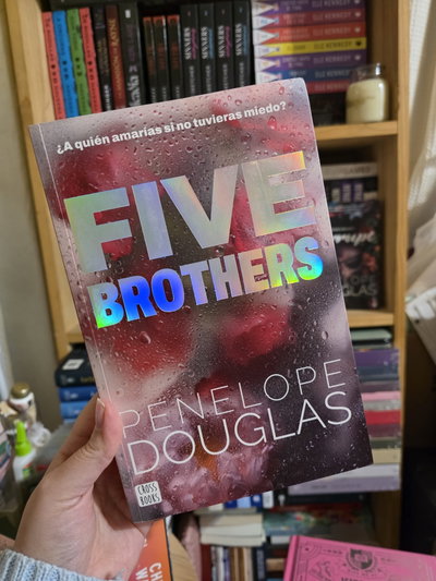 Five Brothers- Penelope Douglas (pequeña falla, importado)
