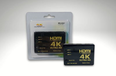 Conmutador de HDMI x3