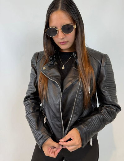 Campera ecocuero negra 