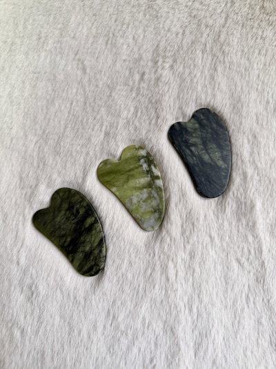 Gua sha de jade verde