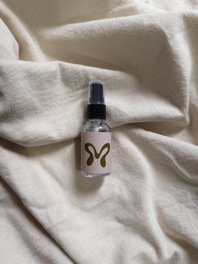 Home spray pocket
