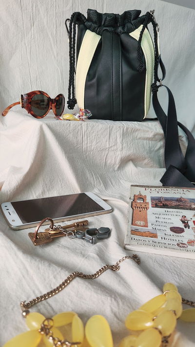 The Bucket Bag Pragma