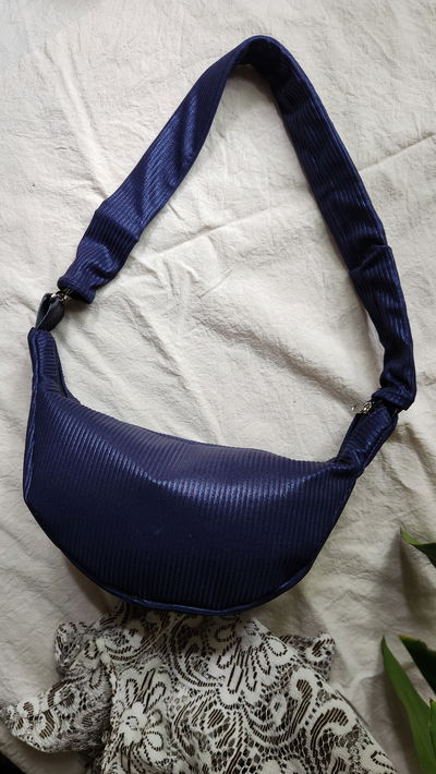 Bolso Multi-Uso Blue Shine | Morley | Bandolera Regulable con Brillo