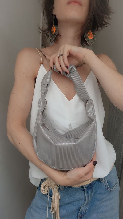 Bolso de Mano Silver Shimmer