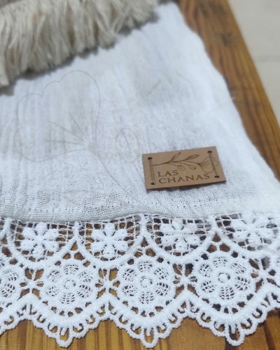 Camino de Mesa Gasa con Broderie