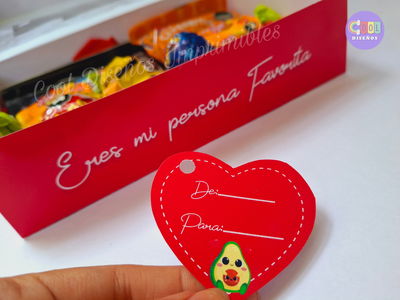 Pack Cajas con visor Enamorados PDF