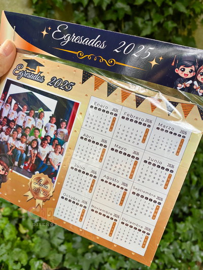 Calendario Egresados Editable en Canva