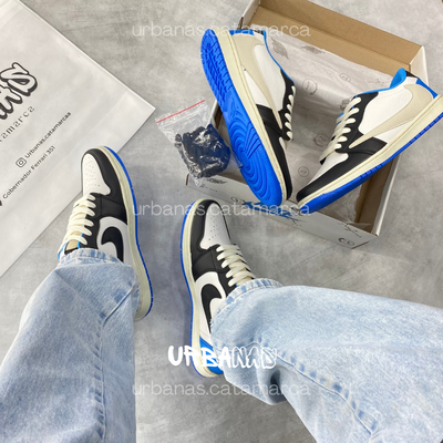TRAVIS SCOTT - AZUL