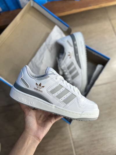 ADIDAS FORUM LOW | Gris