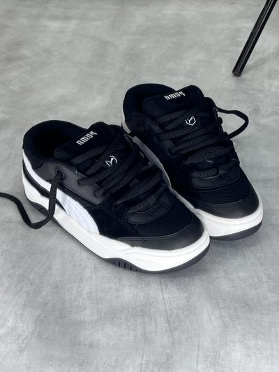 PUMA 180 | Negro y blanco.