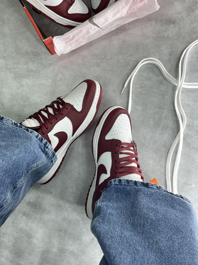 DUNK LOW | Bordo.