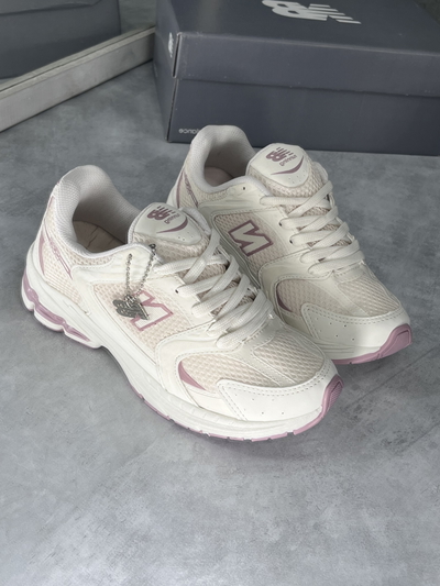 NEW BALANCE 530 | Rosa nude.