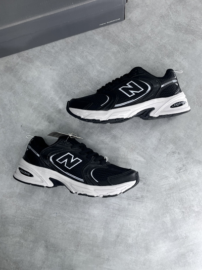 NEW BALANCE 530 | Negro.