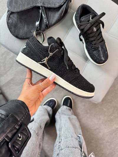 Zapatillas Jordan Strass ✨🖤