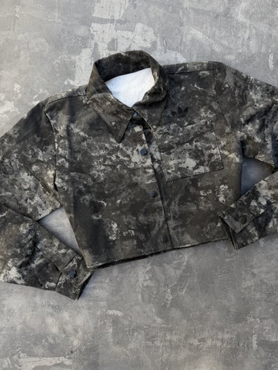 Chaqueta adi bordado ❤️‍🔥