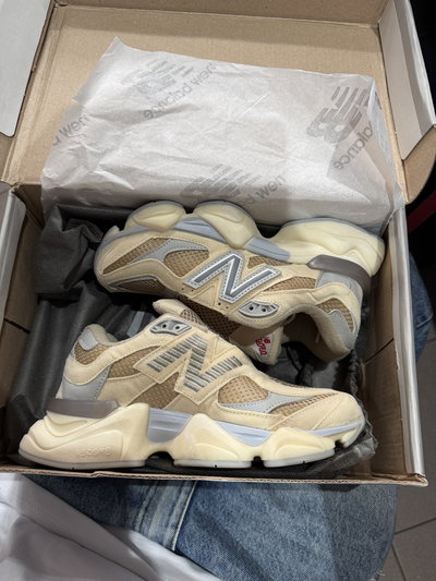 NEW BALANCE 9060 dulce de leche