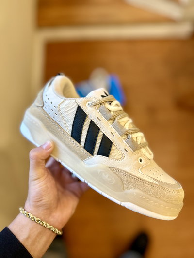 ADIDAS ADI2000 BEIGE TIRAS NEGRAS G5