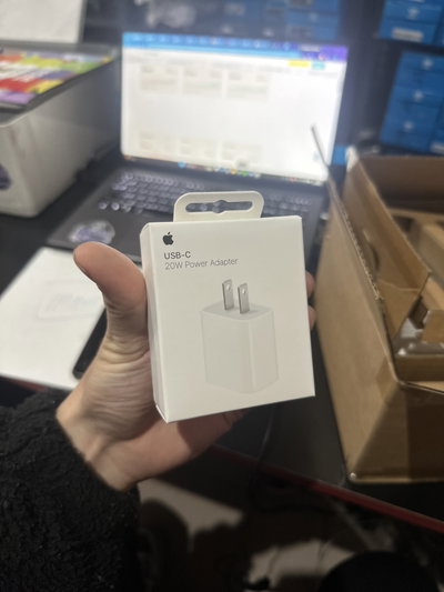 CARGADOR PATA RECTA 20 W APPLE ORIGINAL 