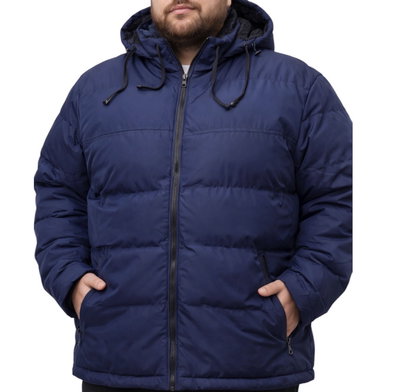 Campera de hombre con auriculares
