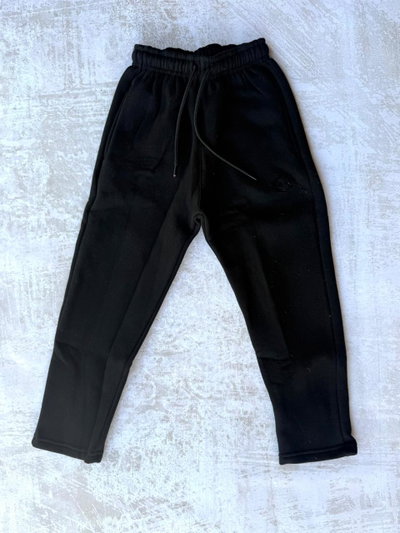 PANTALÓN JOGGING RECTO CON FRIZA NIÑO  