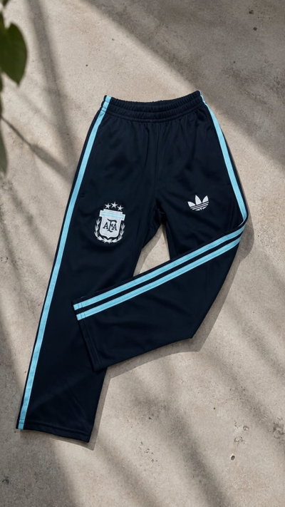 PANTALÓN ARGENTINA AZUL FRIZADO NIÑO