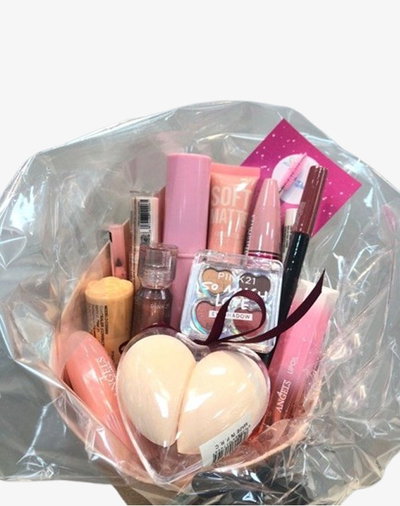 RAMO CON PRODUCTOS DE MAQUILLAJE