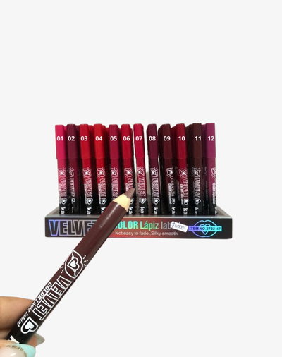 DELINEADOR DE LABIOS VELVET KARITÉ