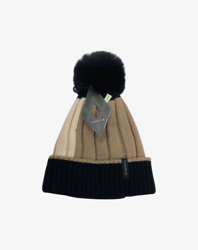 GORRO TEJIDO CON POMPÓN Y ABRIGO